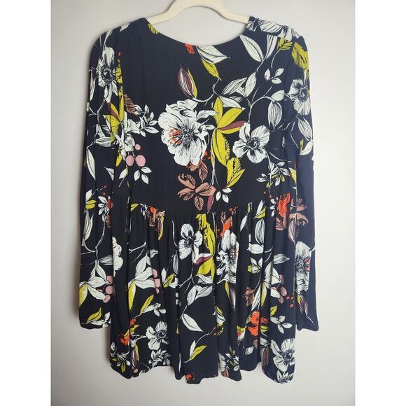 Free People Bella Print Tunic Black Floral Sz M Babydoll Romantic Boho peasant - Picture 3 of 7